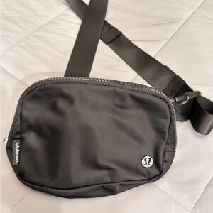 lululemon athletica Black Belt Bag 1L